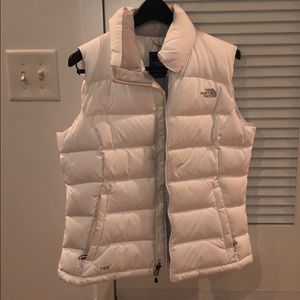 WHITE  NORTH FACE VEST